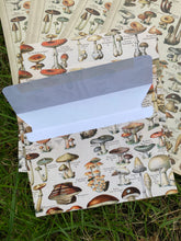 Load image into Gallery viewer, Champignons Letter Set
